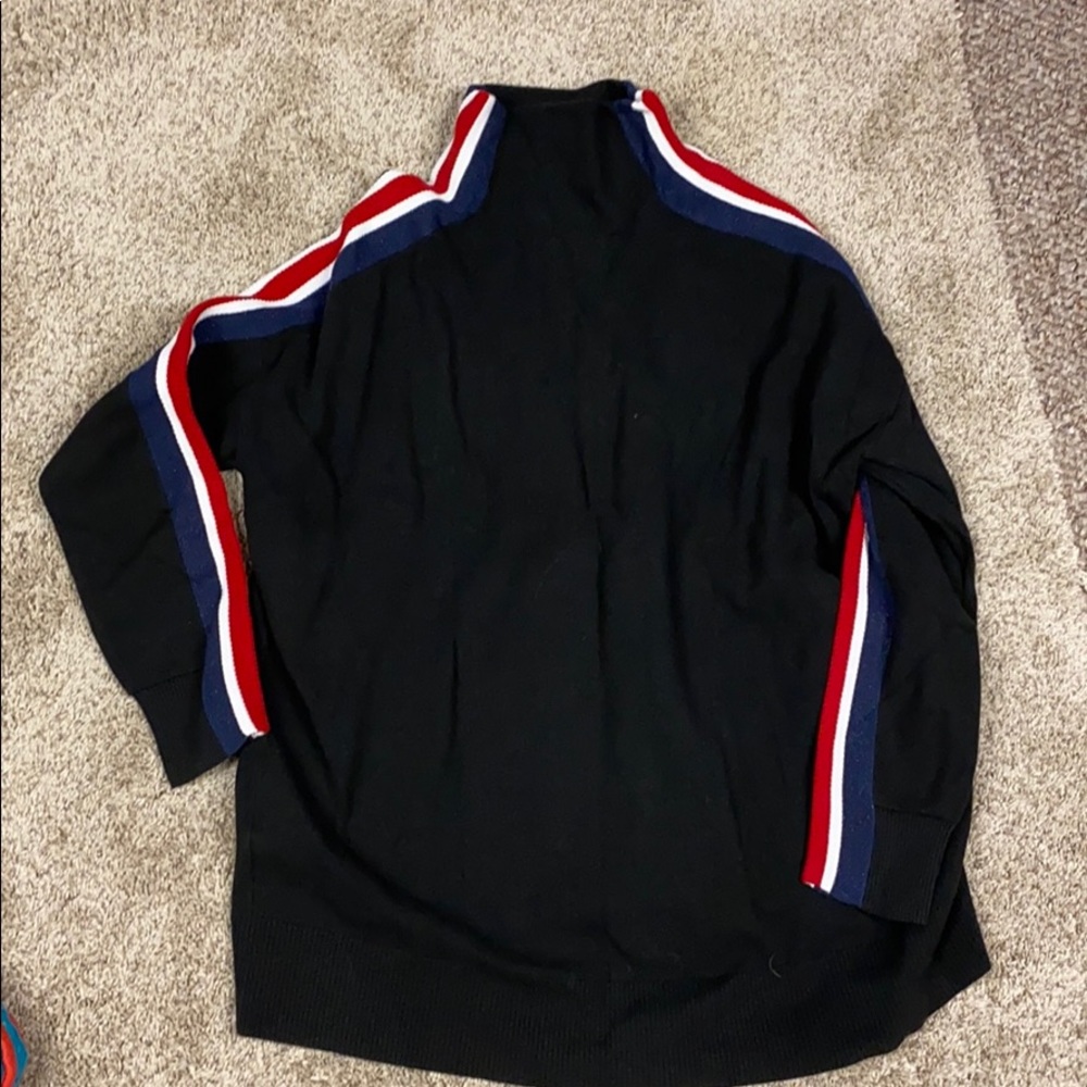 Tommy Hilfiger sweater